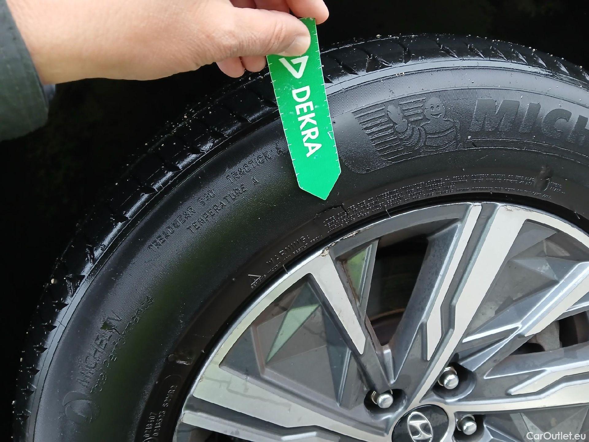  Hyundai  Tucson HYUNDAI  / 2020 / 5P / todoterreno 1.6 TGDI 169kW (230CV) HEV Maxx Auto #9