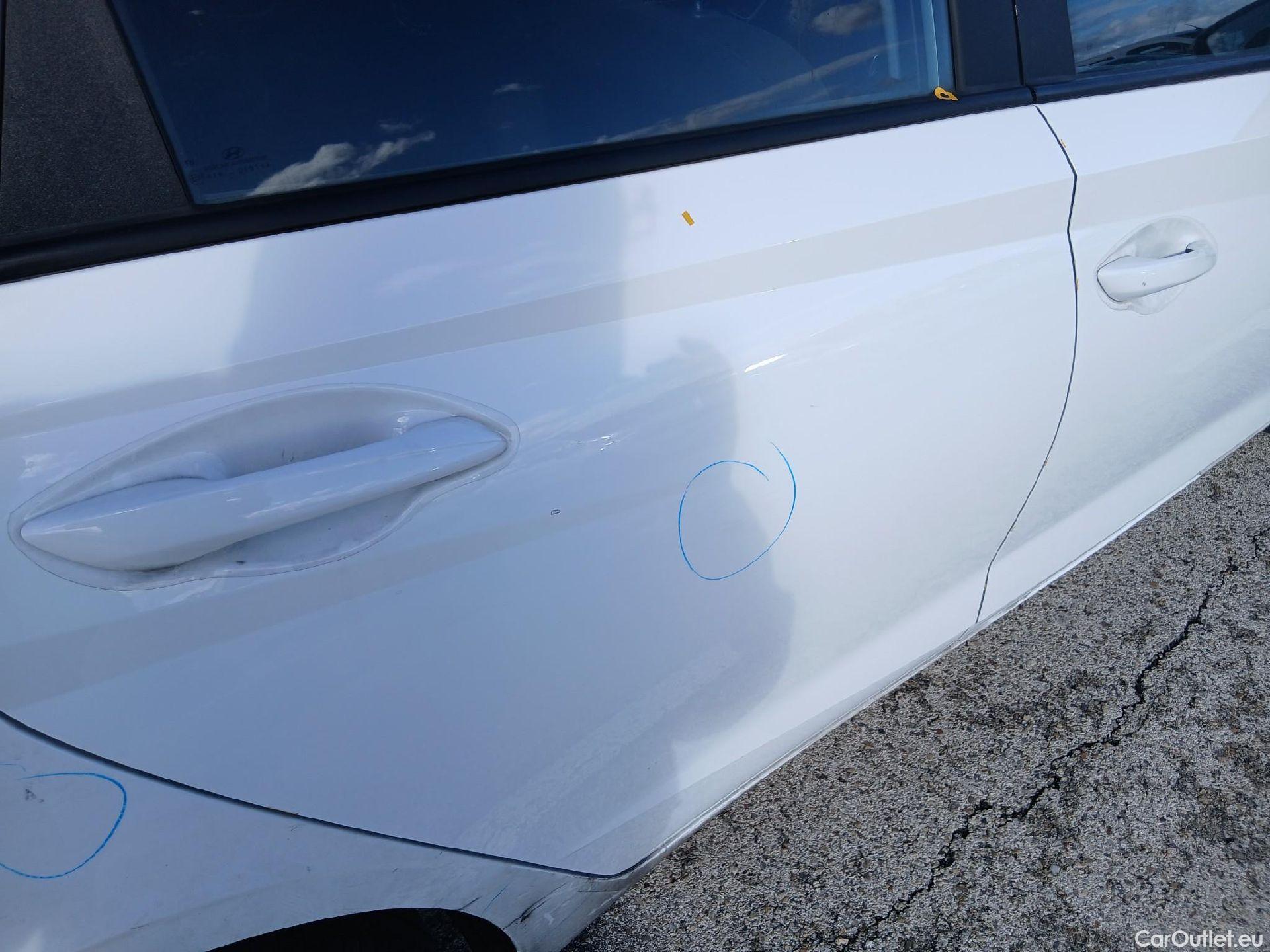  Hyundai  i20 HYUNDAI  / 2020 / 5P / berlina con portón 1.0 TGDI 74kW (100CV) 48V Essence #21