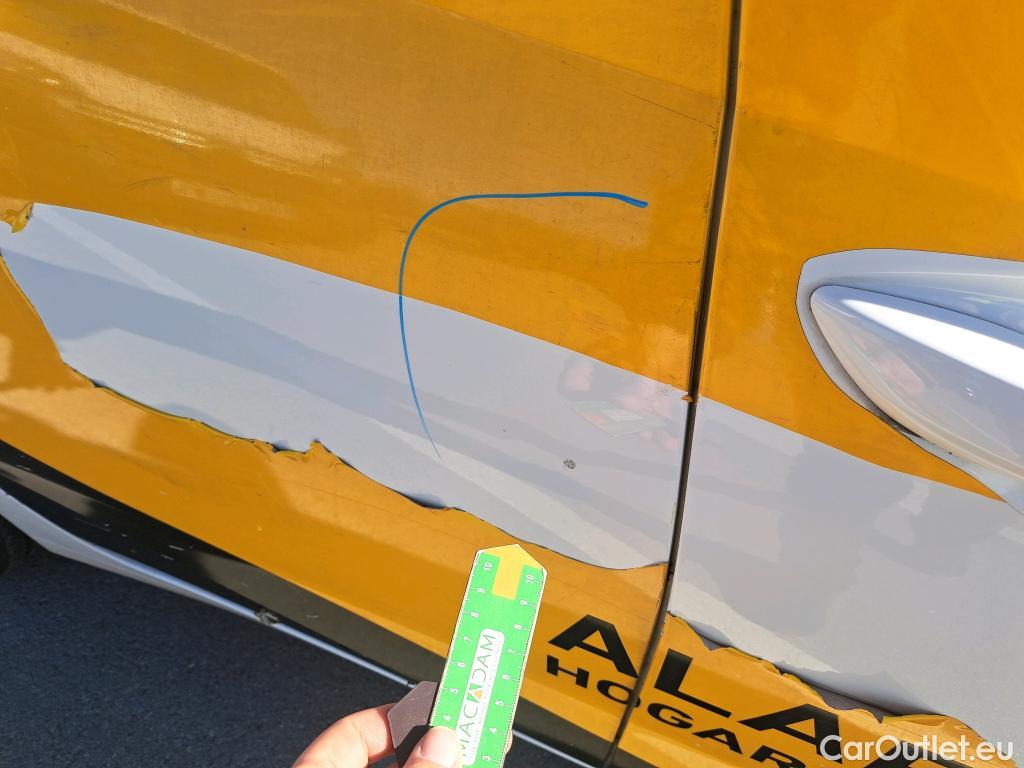  Hyundai  i20 HYUNDAI  / 2020 / 5P / berlina con portón 1.0 TGDI 74kW (100CV) 48V Essence #23