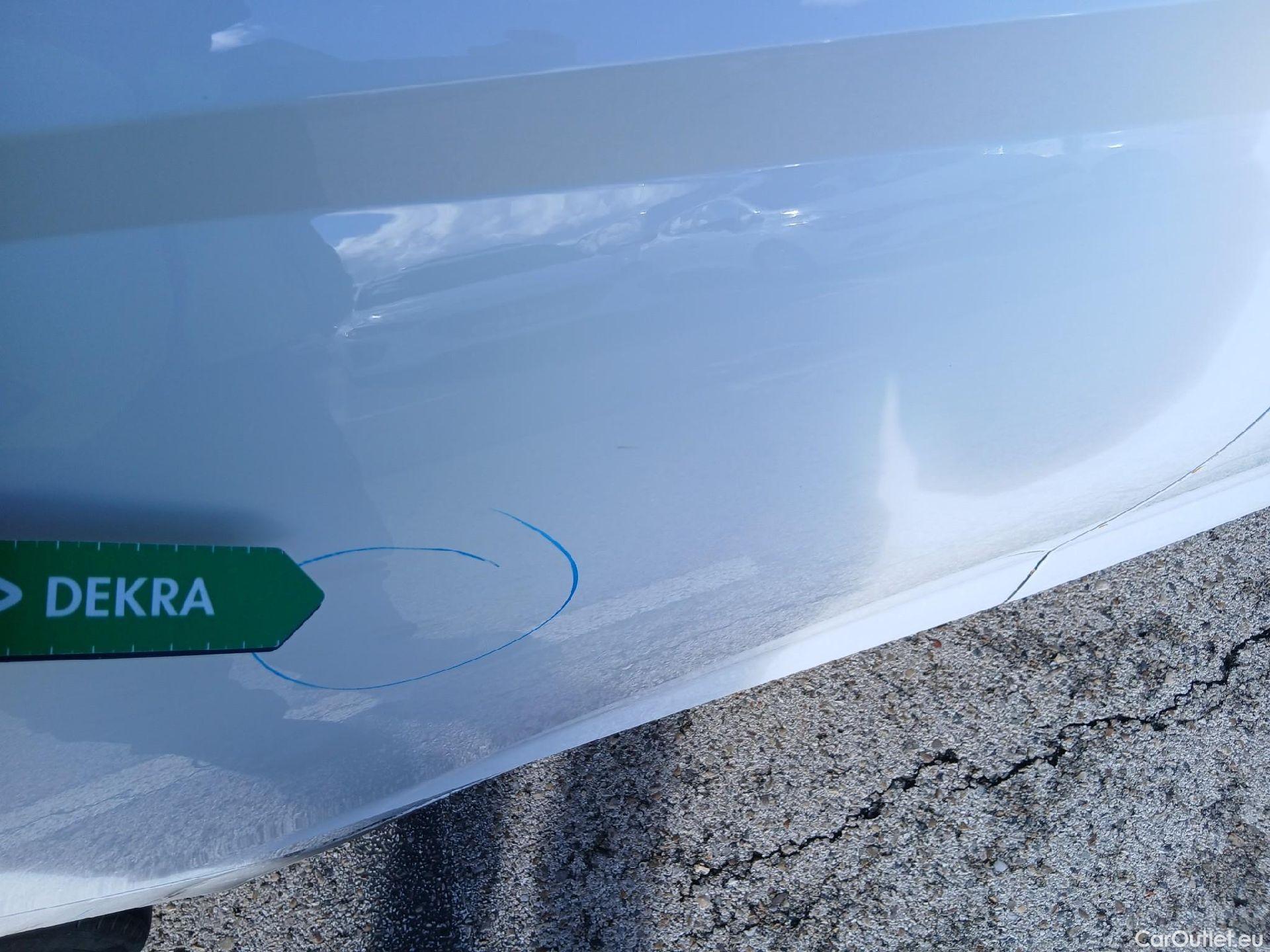  Hyundai  i20 HYUNDAI  / 2020 / 5P / berlina con portón 1.0 TGDI 74kW (100CV) 48V Essence #20