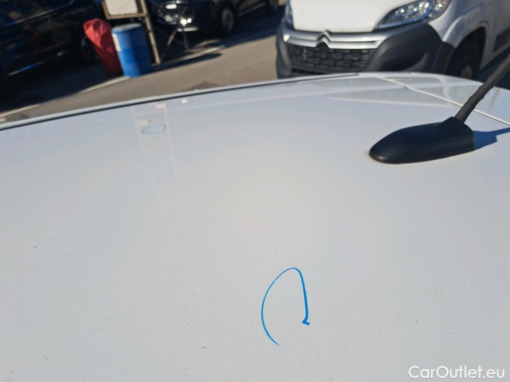  Hyundai  i20 HYUNDAI  / 2020 / 5P / berlina con portón 1.0 TGDI 74kW (100CV) 48V Essence #6