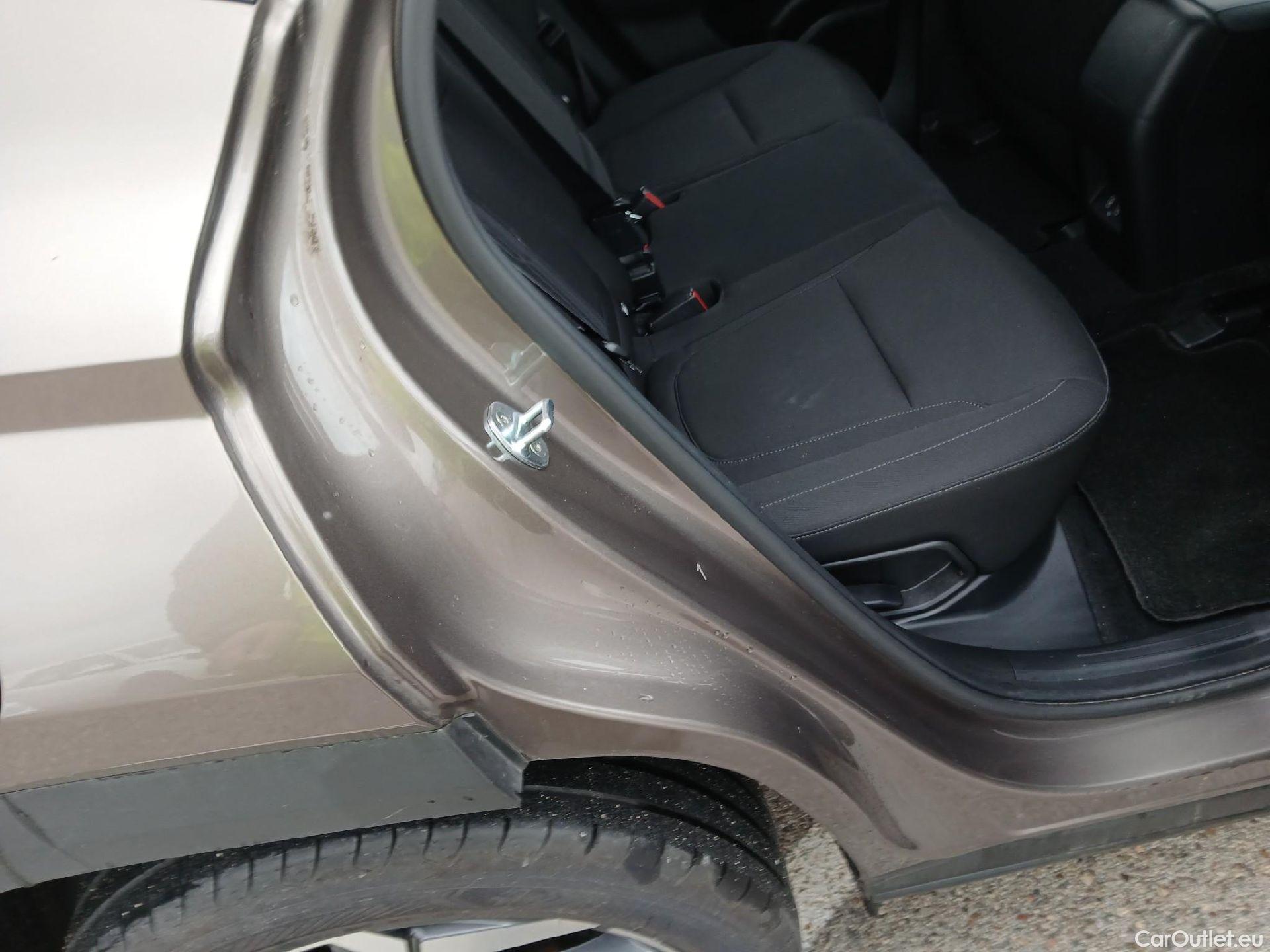  Hyundai  Tucson HYUNDAI  / 2020 / 5P / todoterreno 1.6 TGDI PHEV 195kW Maxx Auto 4X4 #3