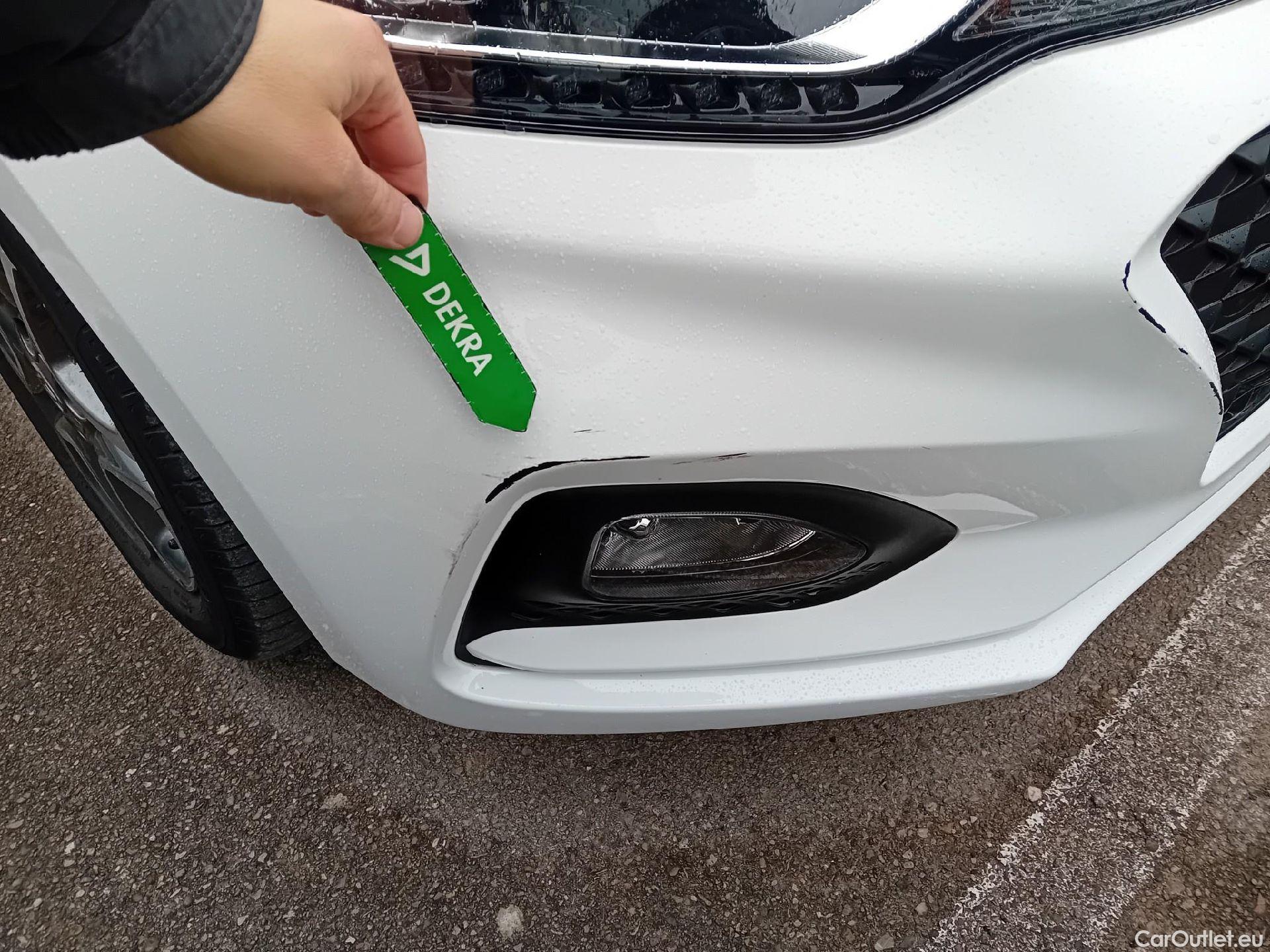  Hyundai  i20 HYUNDAI  / 2018 / 5P / berlina con portón 1.0 TGDI 74kW (100CV) Tecno LE(SP)(SL) #2