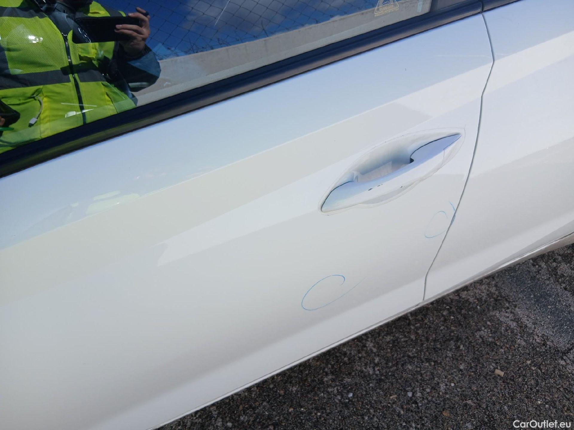  Hyundai  i20 HYUNDAI  / 2020 / 5P / berlina con portón 1.0 TGDI 74kW (100CV) 48V Essence #9