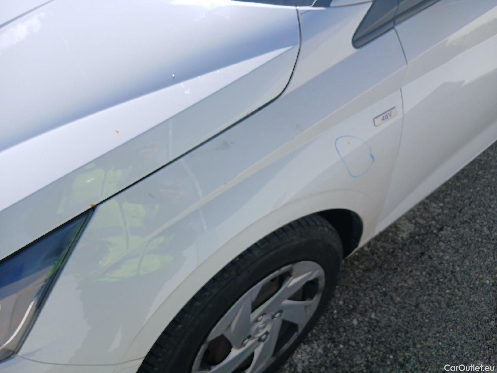  Hyundai  i20 HYUNDAI  / 2020 / 5P / berlina con portón 1.0 TGDI 74kW (100CV) 48V Essence #7