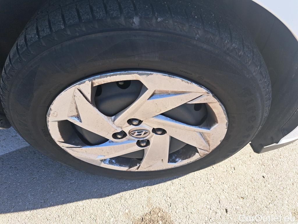  Hyundai  i20 HYUNDAI  / 2020 / 5P / berlina con portón 1.0 TGDI 74kW (100CV) 48V Essence #32