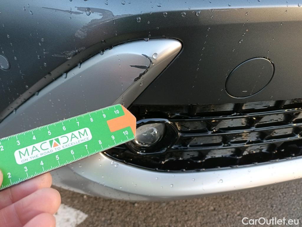  Hyundai  Konna HYUNDAI Kona / 2020 / 5P / todoterreno 1.6 GDI HEV Style Sky DCT #27