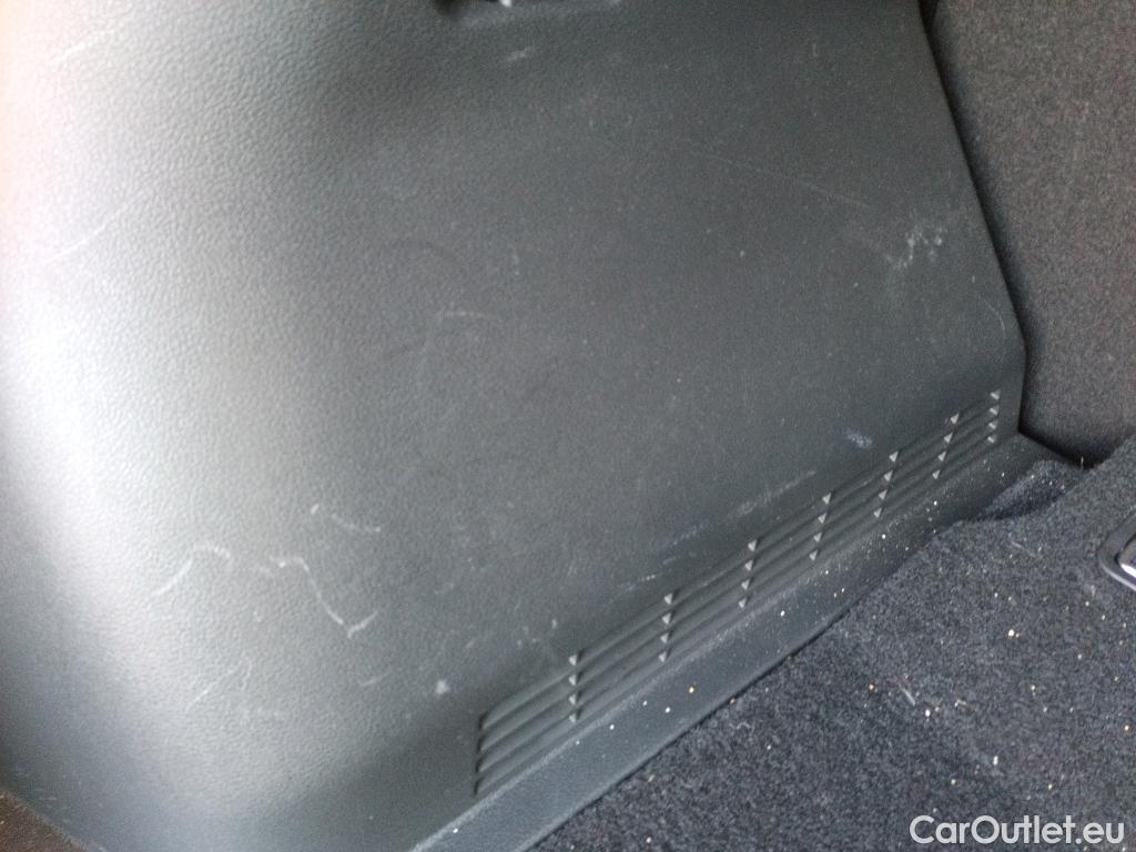  Hyundai  Konna HYUNDAI Kona / 2020 / 5P / todoterreno 1.6 GDI HEV Style Sky DCT #14