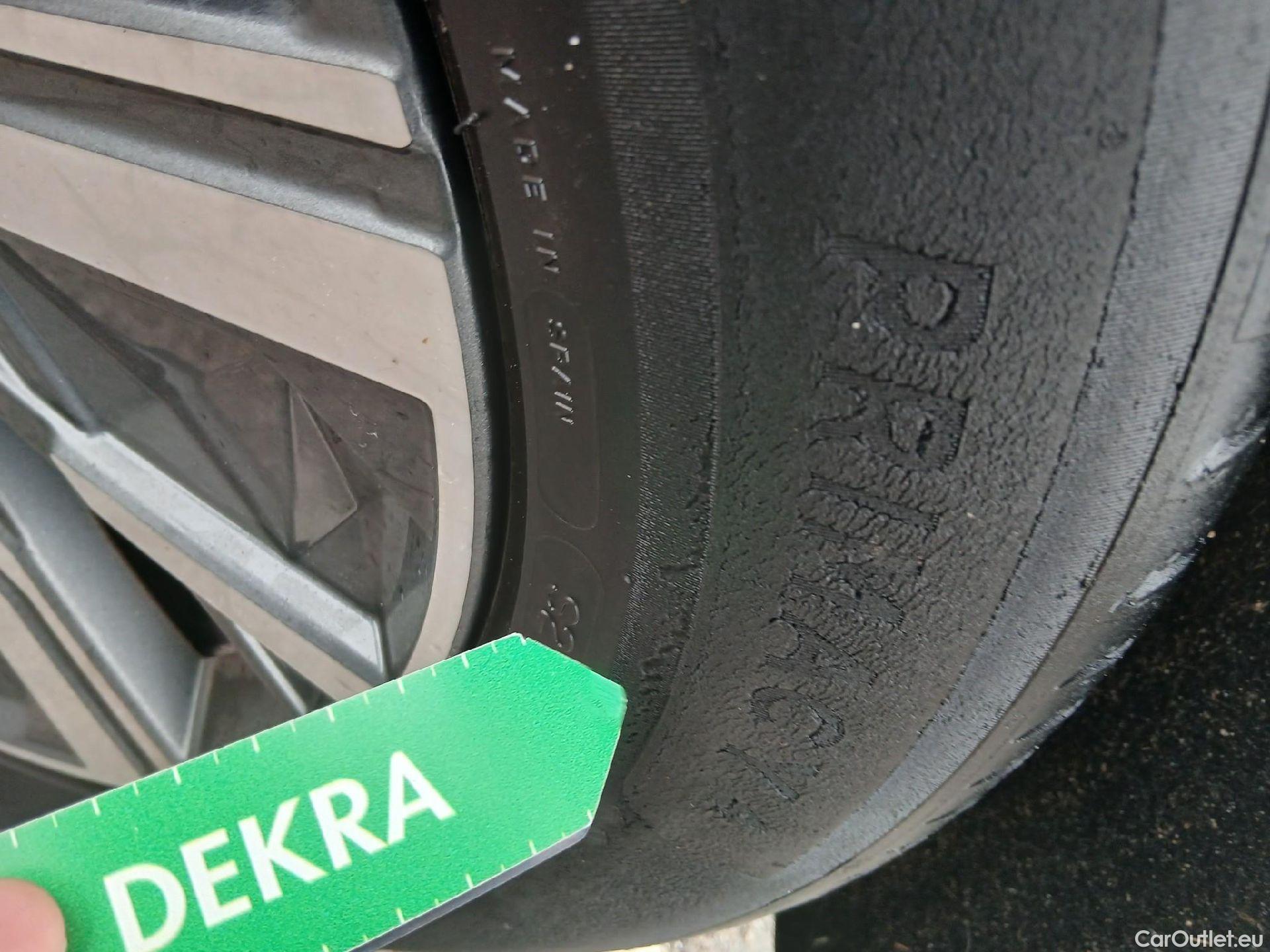  Hyundai  Tucson HYUNDAI  / 2020 / 5P / todoterreno 1.6 TGDI 110kW (150CV) Maxx #4