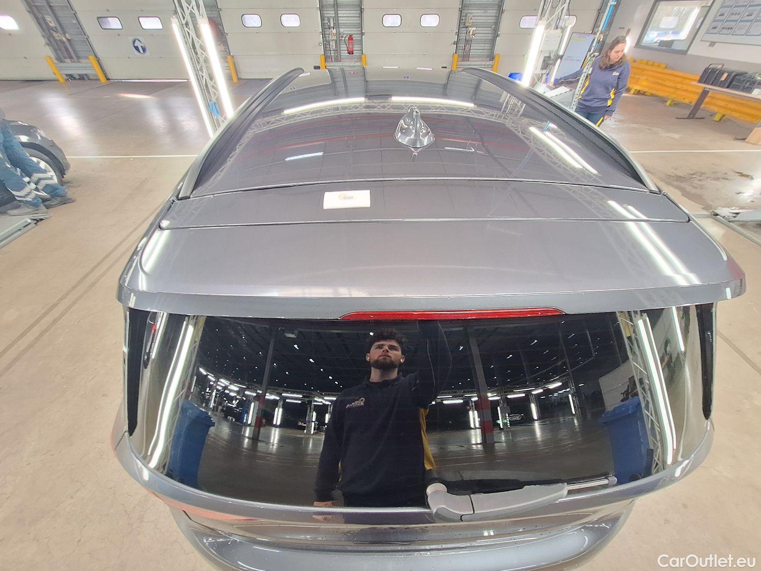  Bmw  Serie 2 BMW, 2-serie GranTour '18, BMW 2 Reeks Gran Tourer 216d (85kW) Aut. 5d #37