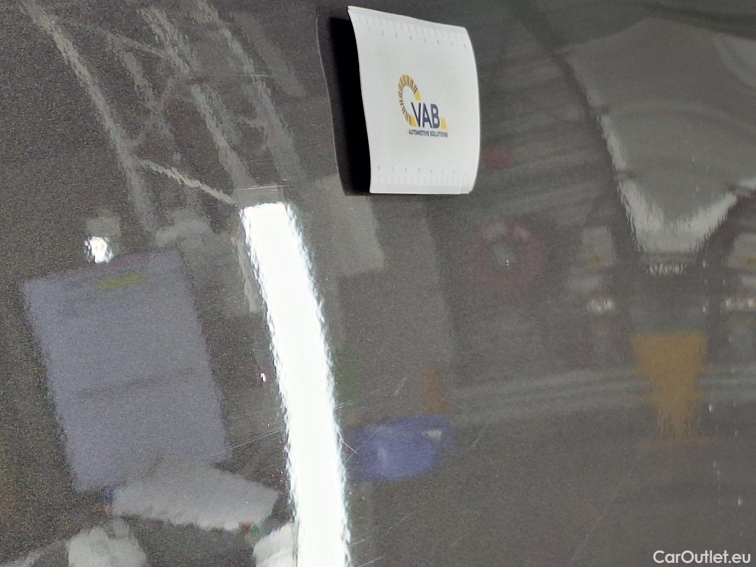  Peugeot  5008 Peugeot,  FL'20, Peugeot  1.5 BlueHDi 96kW S&S EAT8 Allure Pack #20