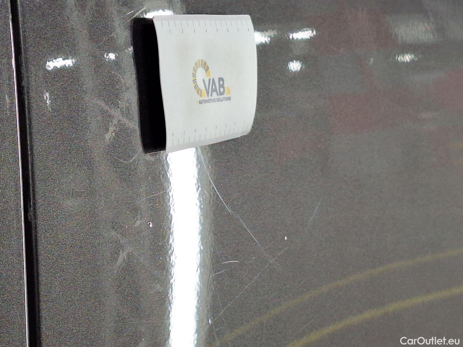  Peugeot  5008 Peugeot,  FL'20, Peugeot  1.5 BlueHDi 96kW S&S EAT8 Allure Pack #42