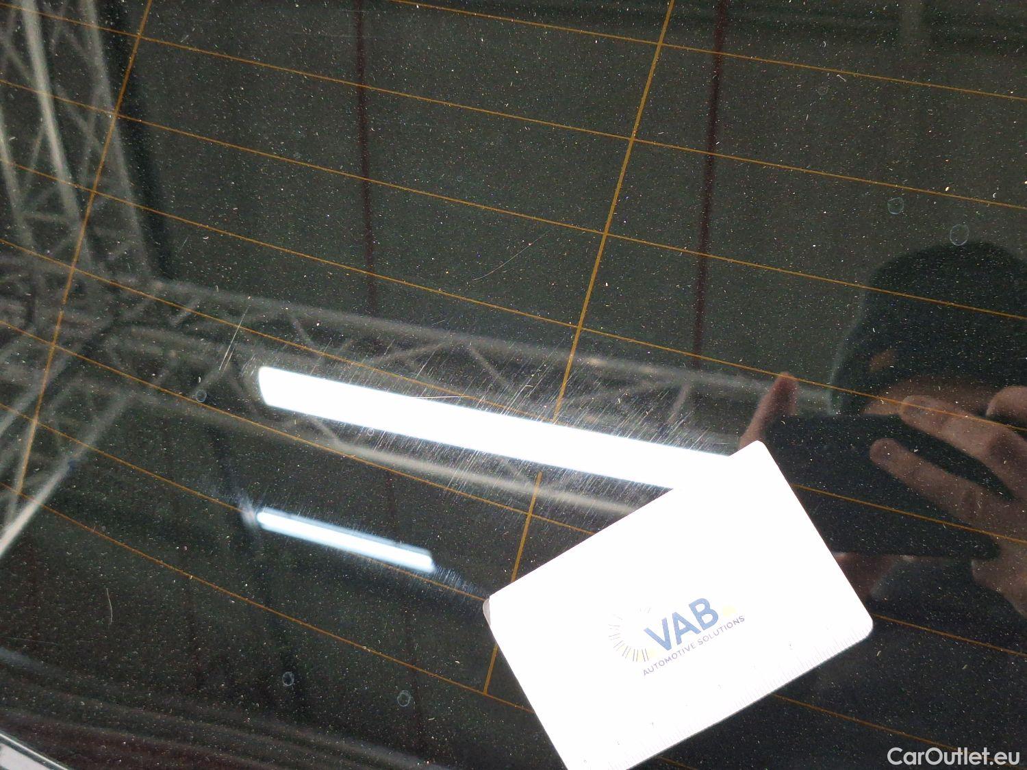  Bmw  Serie 1 BMW, 1-serie '19, BMW 1 Reeks Hatch 116dA (85 kW) 5d #24