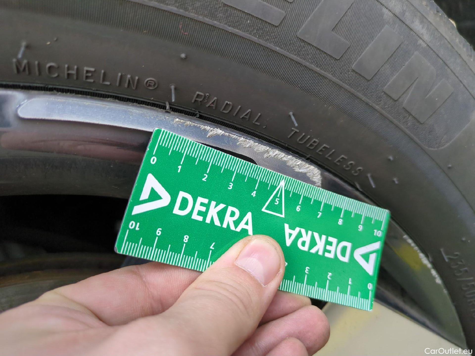  Hyundai  Tucson HYUNDAI  / 2020 / 5P / SUV 1.6 PHEV 265 HTRAC EXECUTIVE 4WD AUTO #9