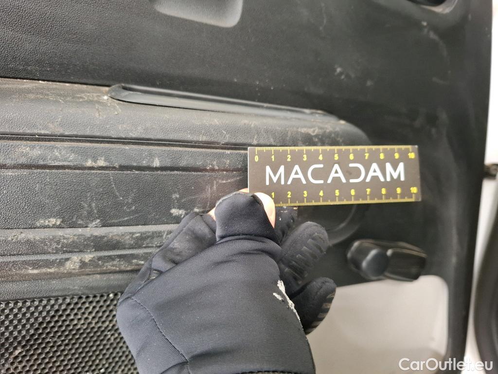  Citroen  C3  Société Feel 1.5 BlueHDI 100CV BVM6 E6d #3