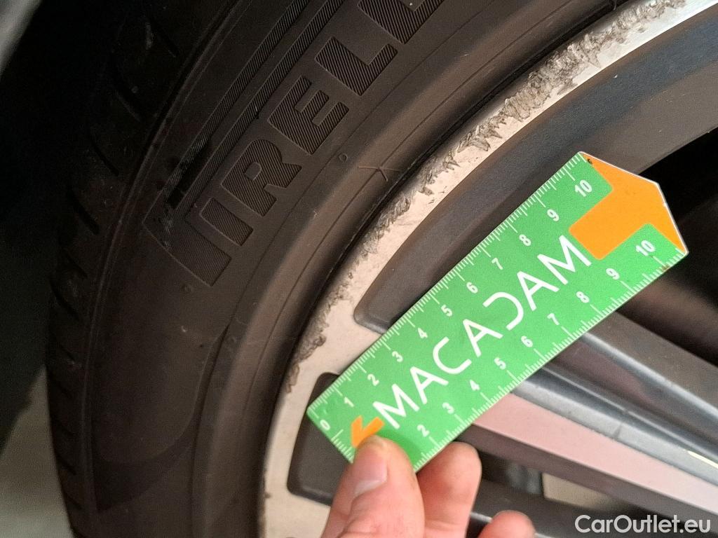  Bmw  Serie 1 Série 1 Berline 116 d Luxury 1.5 115CV BVA7 E6d #42