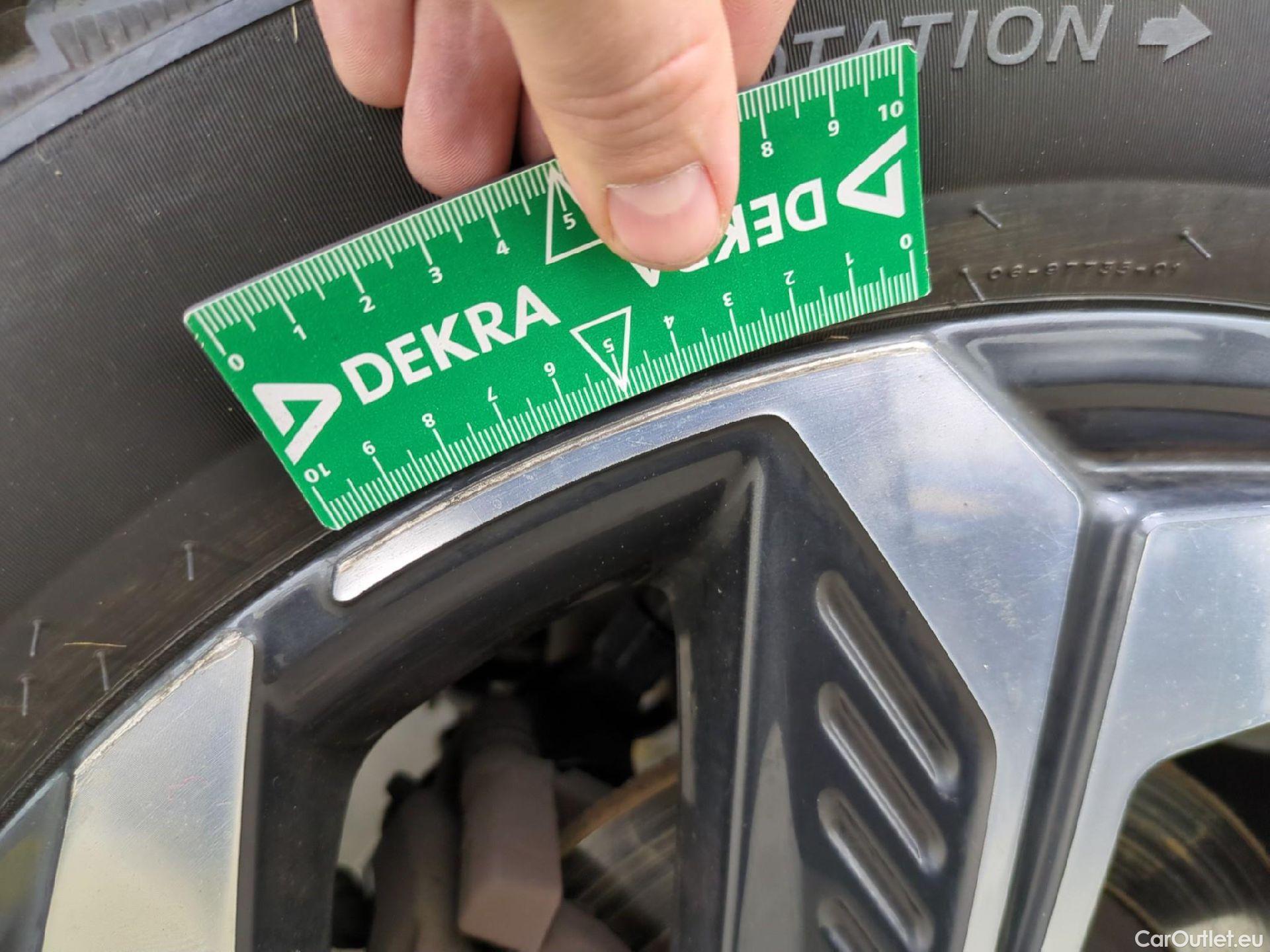  Hyundai  Tucson HYUNDAI  / 2020 / 5P / SUV 1.6 PHEV 265 HTRAC EXECUTIVE 4WD AUTO #30