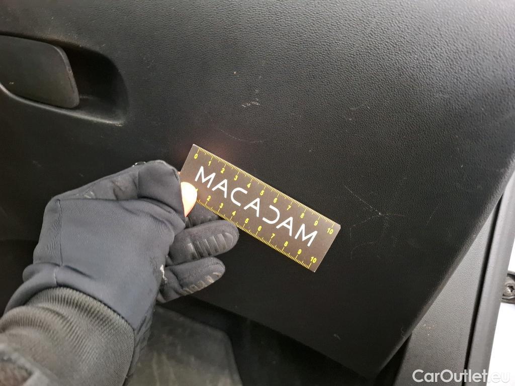  Citroen  C3  Société Feel 1.5 BlueHDI 100CV BVM6 E6d #15