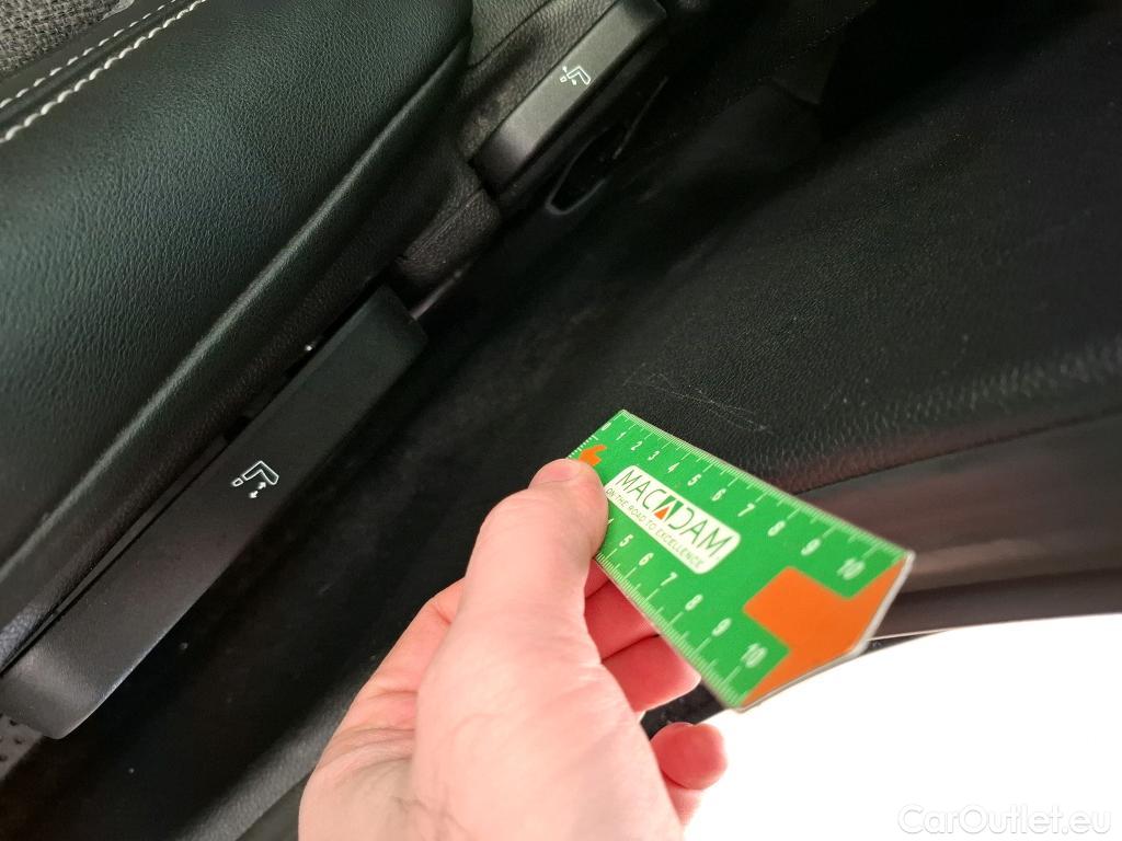  Mini  Cooper MINI Mini / 2021 / 5P / Berline  Edition Camden 136 ch BVA7 #22