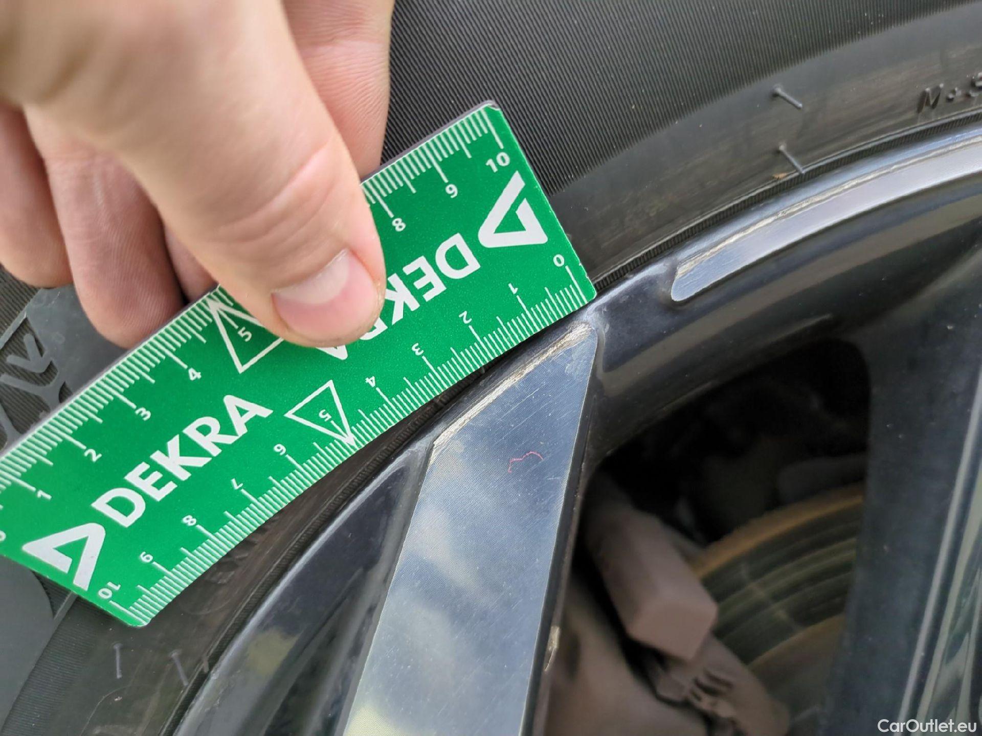  Hyundai  Tucson HYUNDAI  / 2020 / 5P / SUV 1.6 PHEV 265 HTRAC EXECUTIVE 4WD AUTO #31