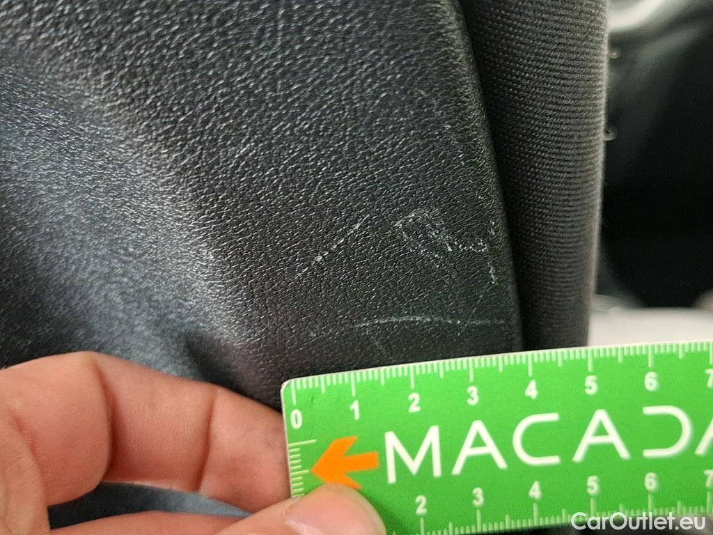  Bmw  Serie 1 Série 1 Berline 116 d Luxury 1.5 115CV BVA7 E6d #47