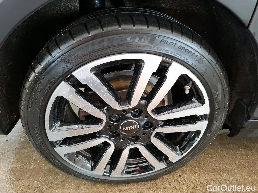  Mini  Cooper MINI Mini / 2021 / 5P / Berline  Edition Camden 136 ch BVA7 #13