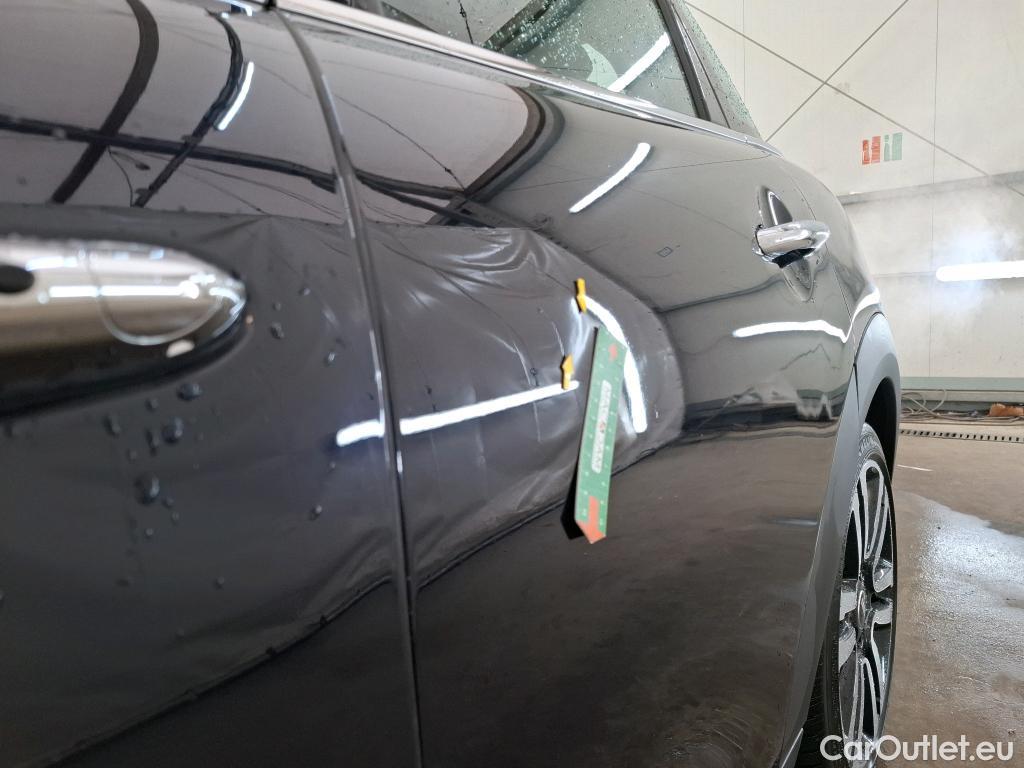  Mini  Cooper MINI Mini / 2021 / 5P / Berline  Edition Camden 136 ch BVA7 #24