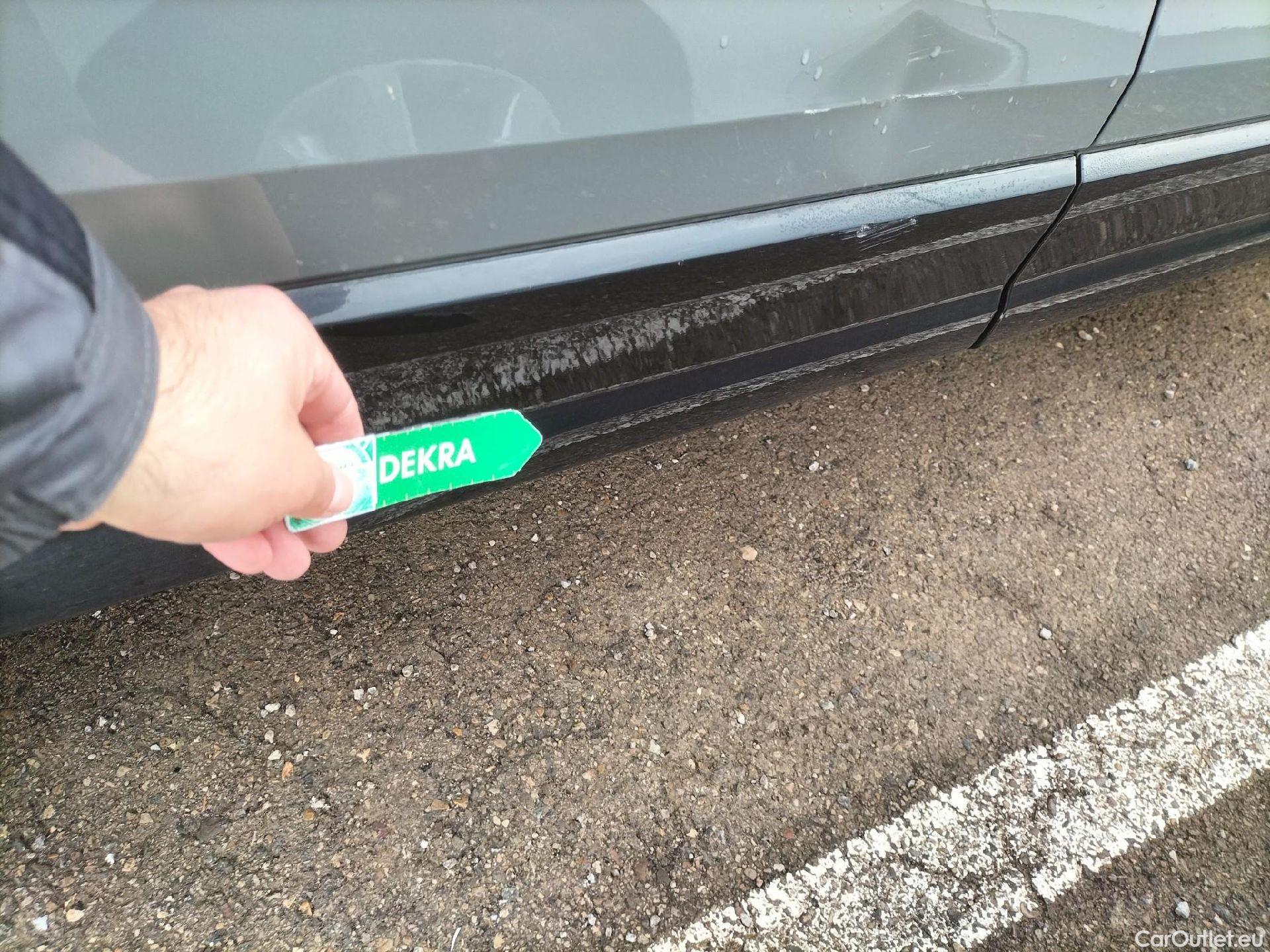  Audi  Q2 AUDI  / 2016 / 5P / todoterreno Design 30 TFSI 85kW (116CV) #53