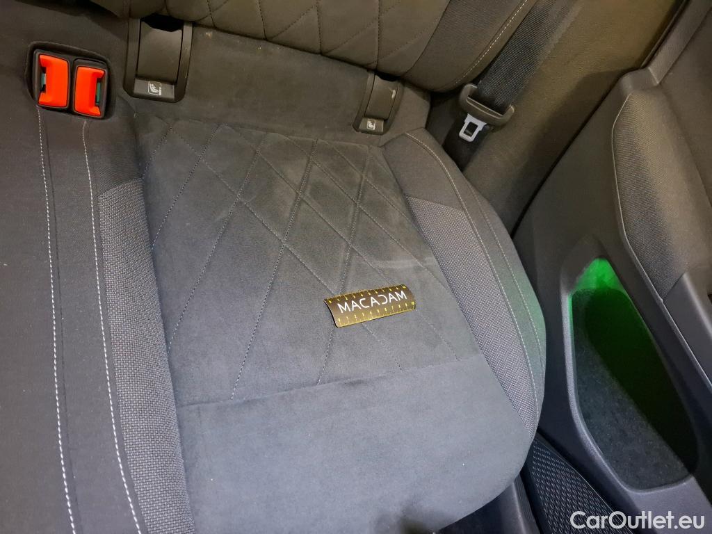  Volkswagen  Golf  VOLKSWAGEN / 2020 / 5P / Berline 1.4 eHybrid OPF 204 DSG6 Style #7