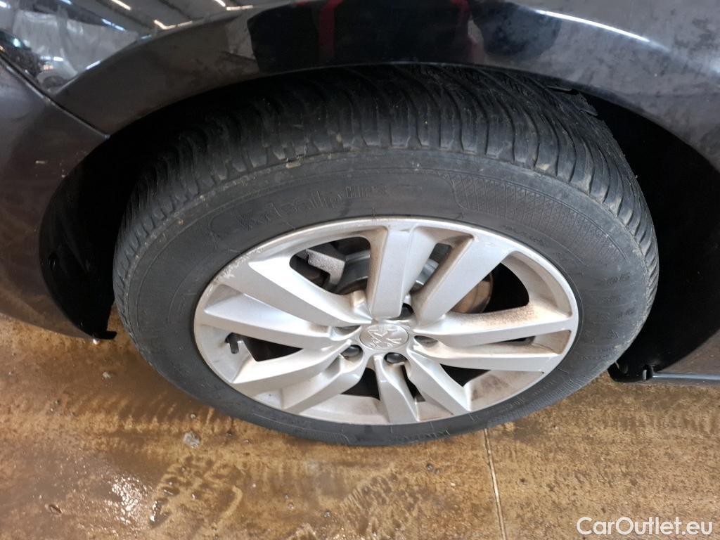  Peugeot  308  Active Business 1.5 HDi 130CV BVM6 E6d #17
