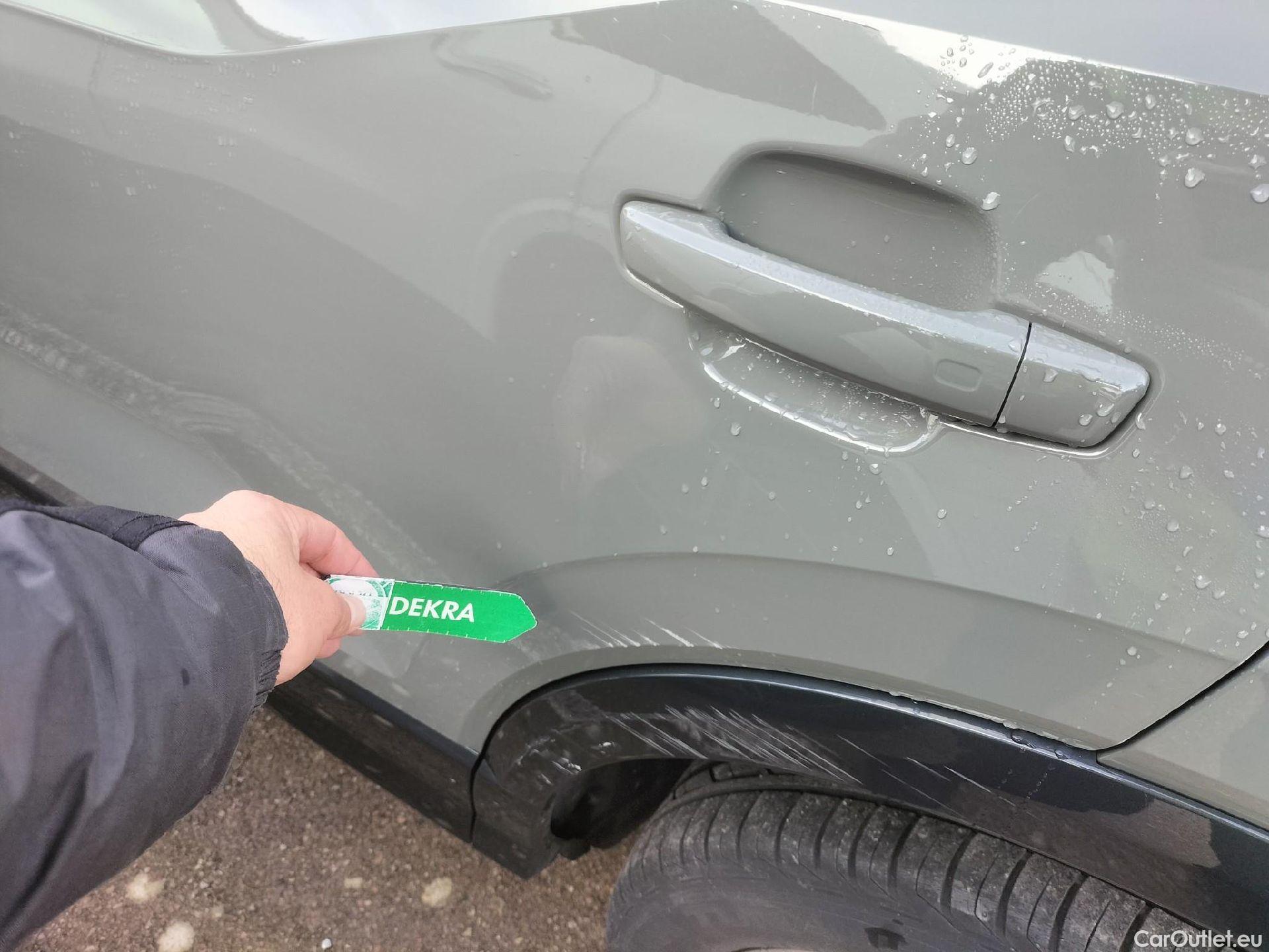  Audi  Q2 AUDI  / 2016 / 5P / todoterreno Design 30 TFSI 85kW (116CV) #24