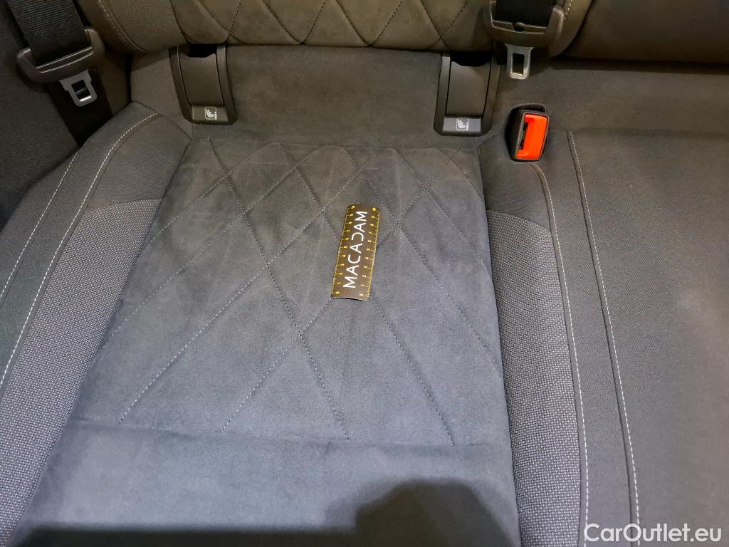  Volkswagen  Golf  VOLKSWAGEN / 2020 / 5P / Berline 1.4 eHybrid OPF 204 DSG6 Style #8