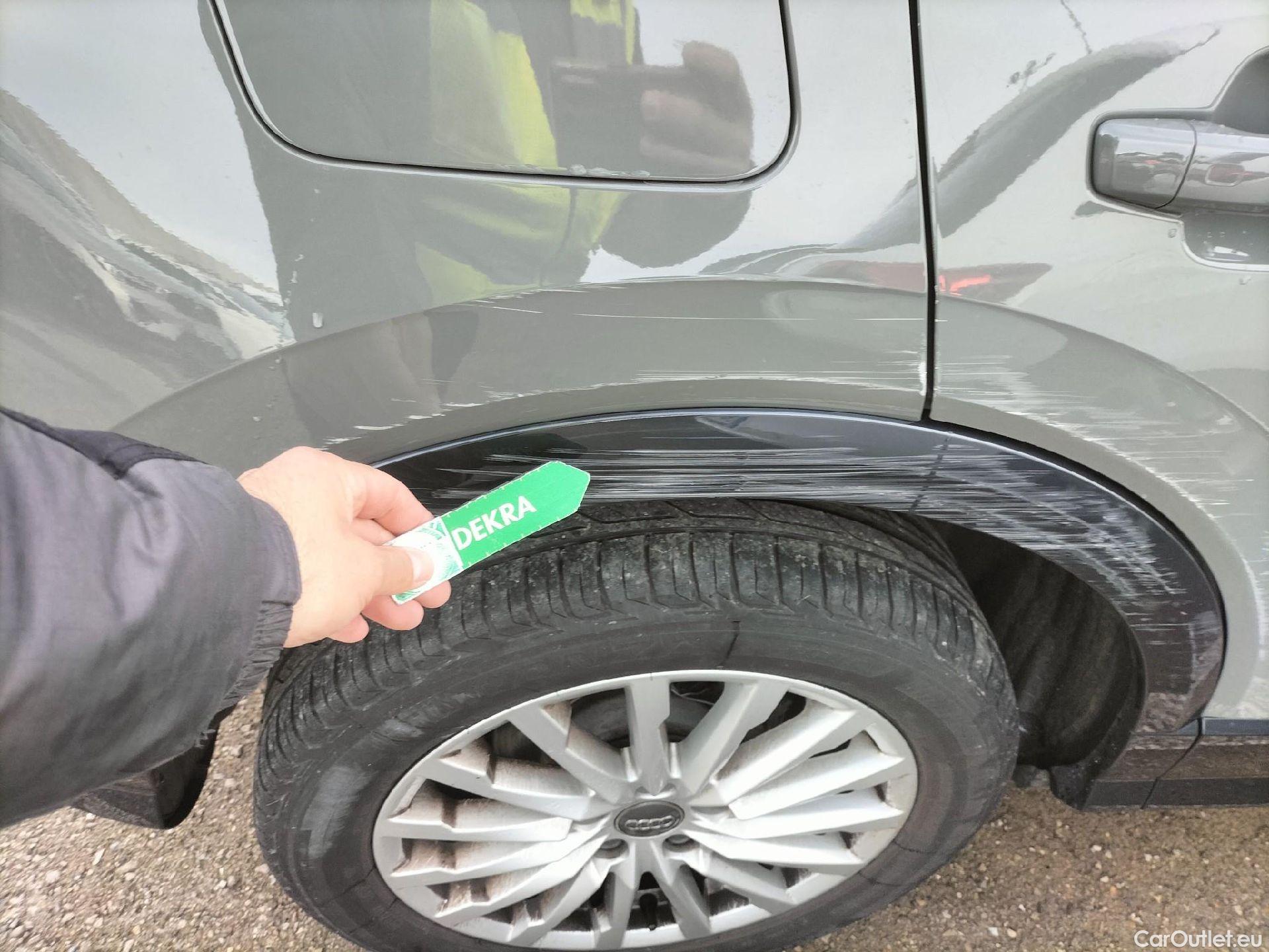  Audi  Q2 AUDI  / 2016 / 5P / todoterreno Design 30 TFSI 85kW (116CV) #48