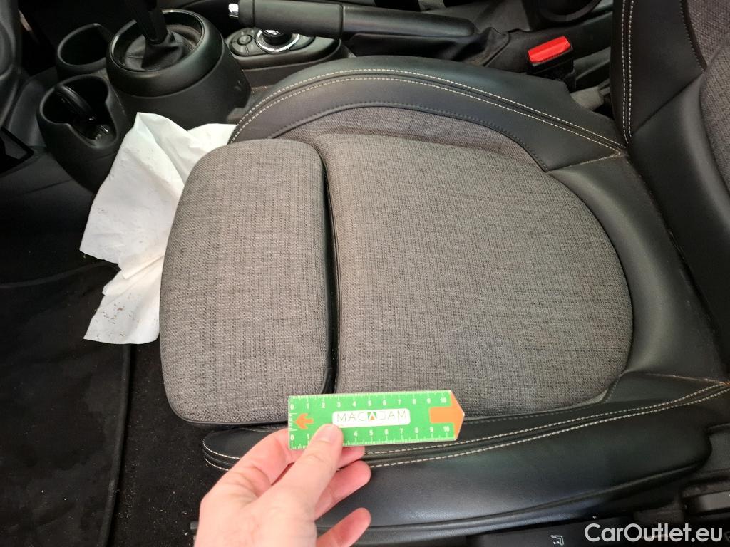  Mini  Cooper MINI Mini / 2021 / 5P / Berline  Edition Camden 136 ch BVA7 #31