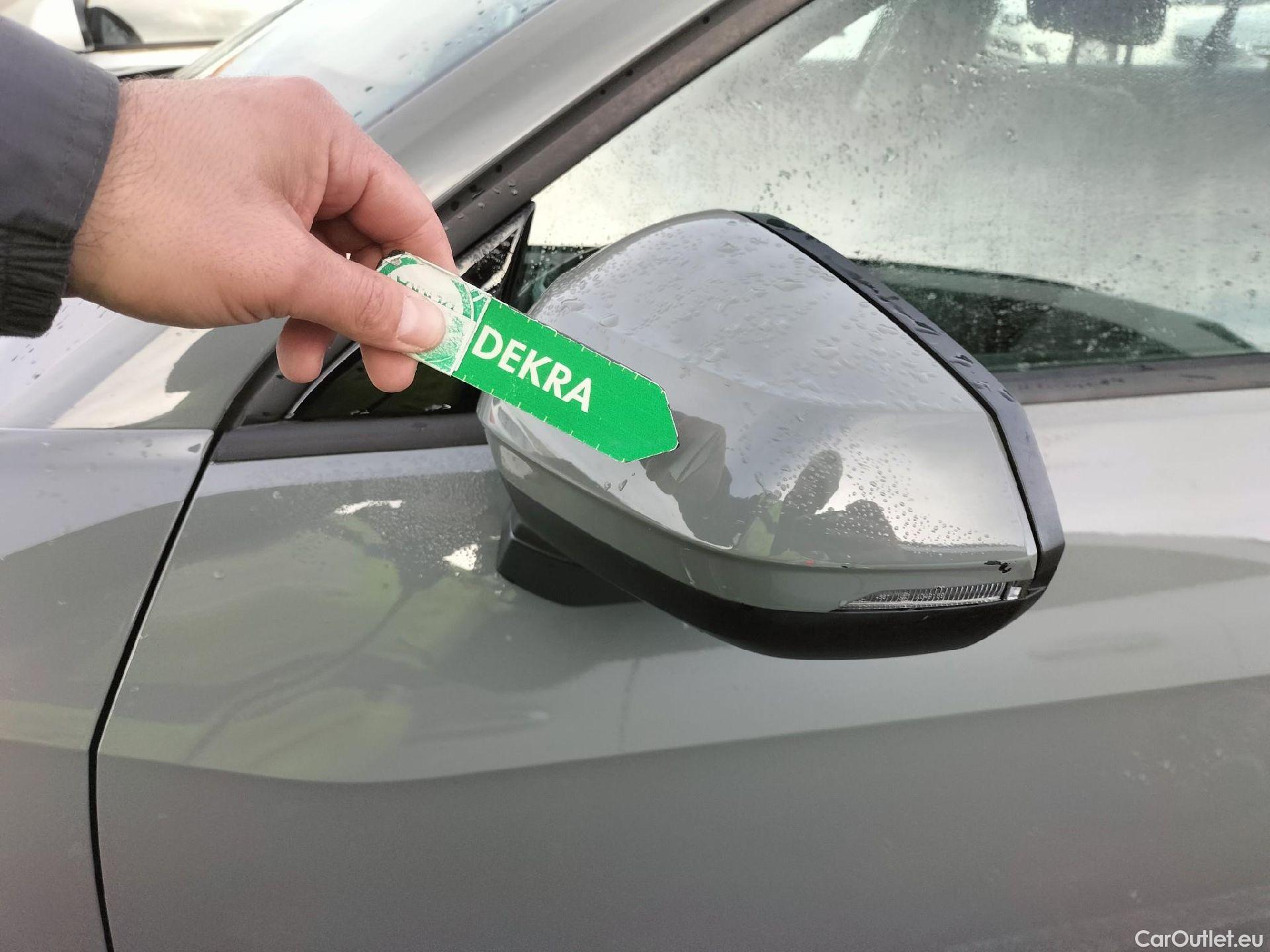  Audi  Q2 AUDI  / 2016 / 5P / todoterreno Design 30 TFSI 85kW (116CV) #16