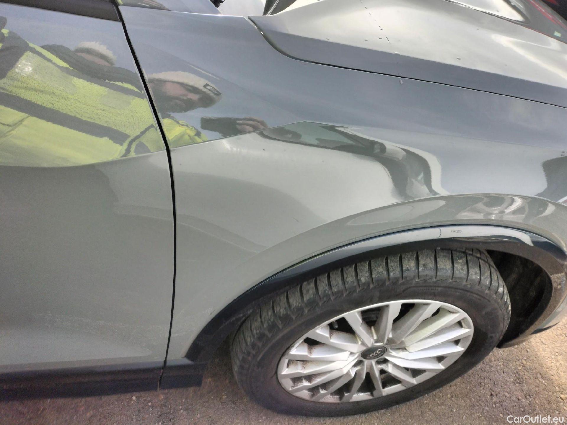  Audi  Q2 AUDI  / 2016 / 5P / todoterreno Design 30 TFSI 85kW (116CV) #60