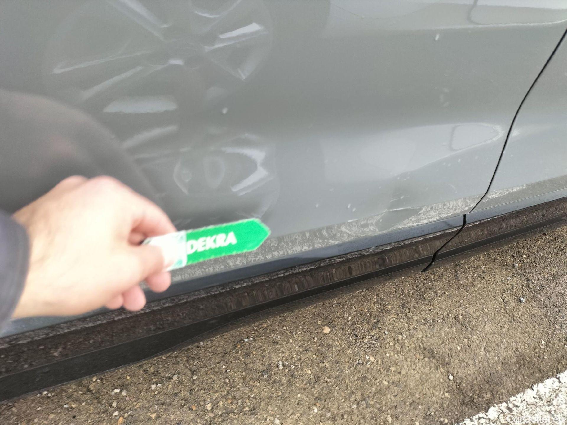  Audi  Q2 AUDI  / 2016 / 5P / todoterreno Design 30 TFSI 85kW (116CV) #51