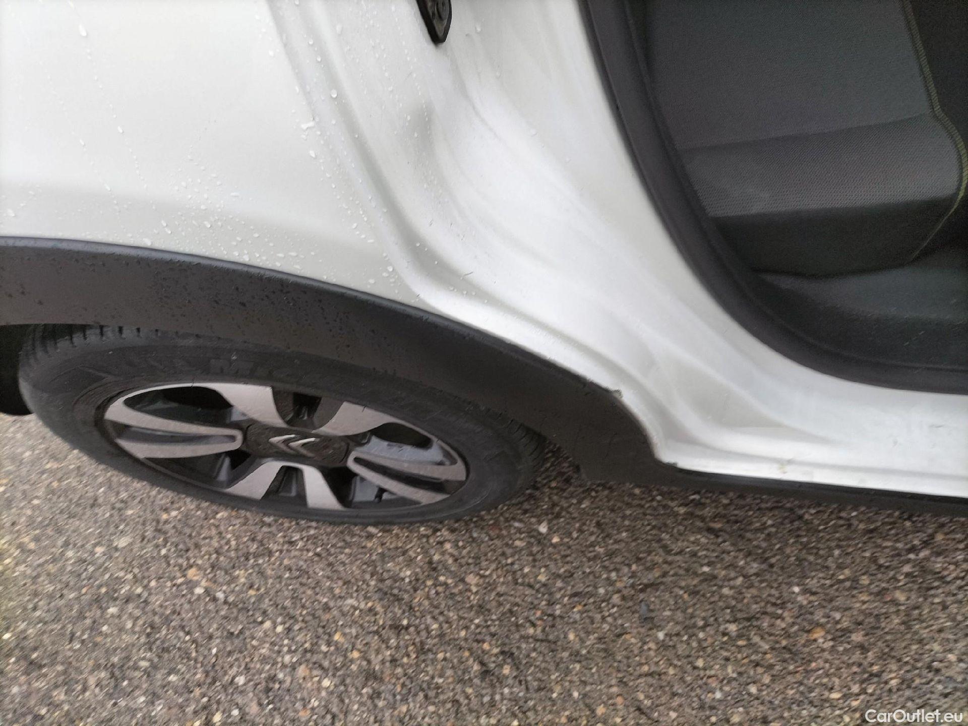  Citroen  C3 CITROEN  / 2016 / 5P / berlina con portón PureTech 60KW (82CV) FEEL (CX) #32