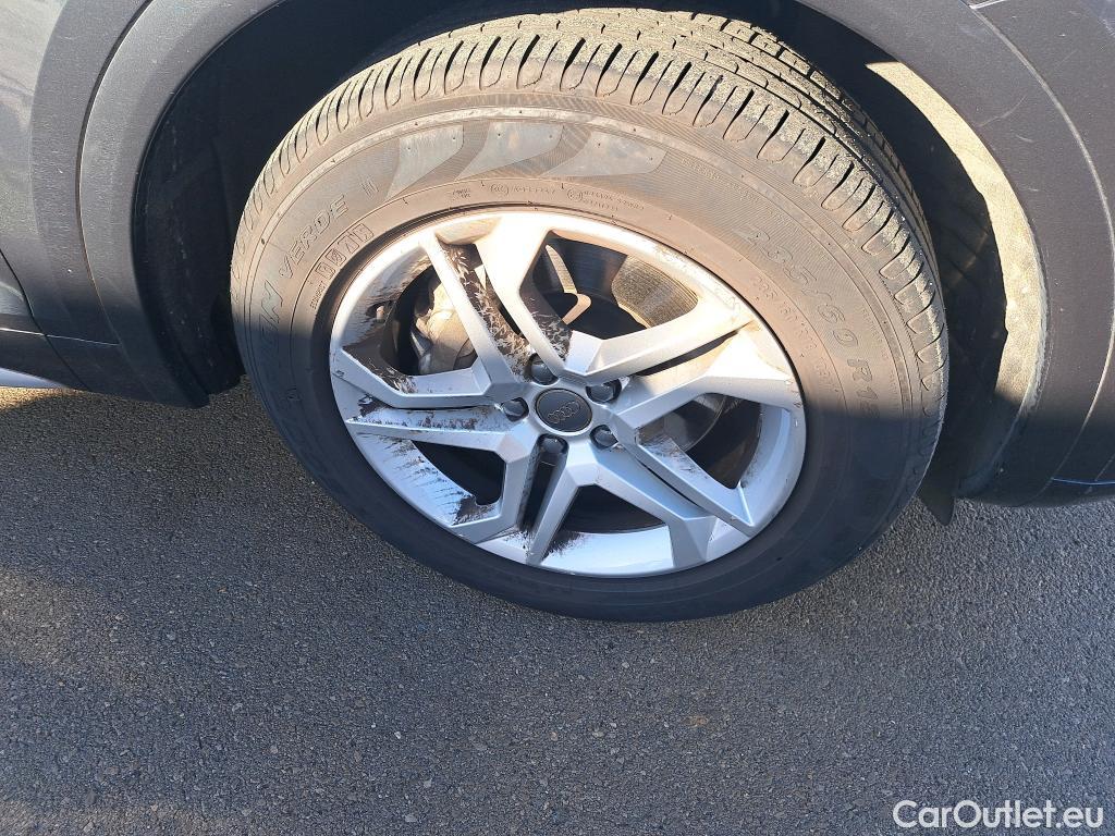  Audi  Q5 AUDI  / 2016 / 5P / todoterreno Design 35 TDI 120kW S tronic (AC) #27