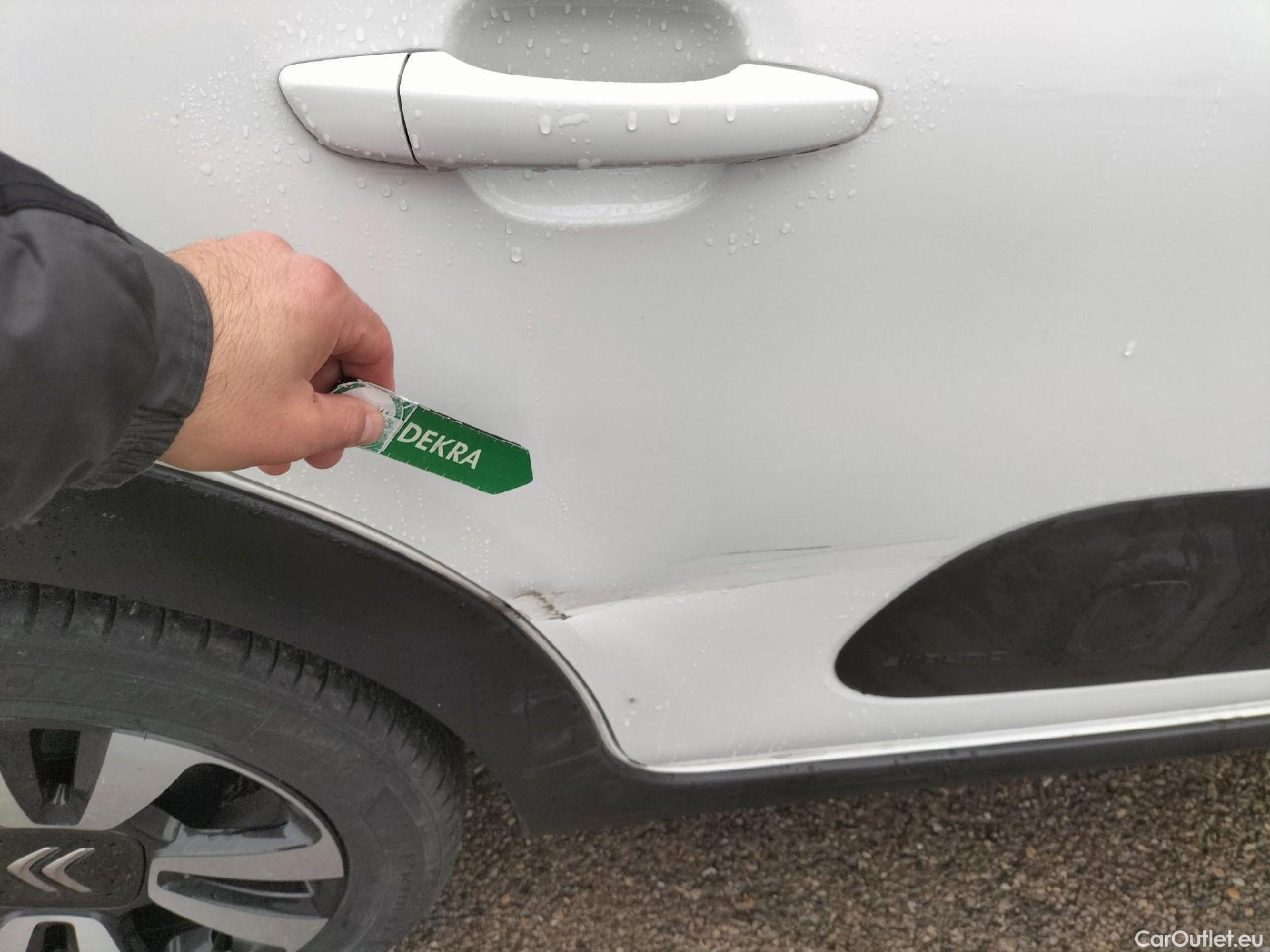  Citroen  C3 CITROEN  / 2016 / 5P / berlina con portón PureTech 60KW (82CV) FEEL (CX) #30