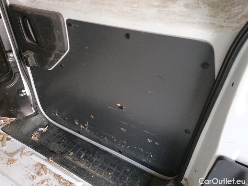  Citroen  Jumpy CITROEN  / 2016 / 4P / furgón Talla M BlueHDi 85KW (115CV) 6v Confort #33