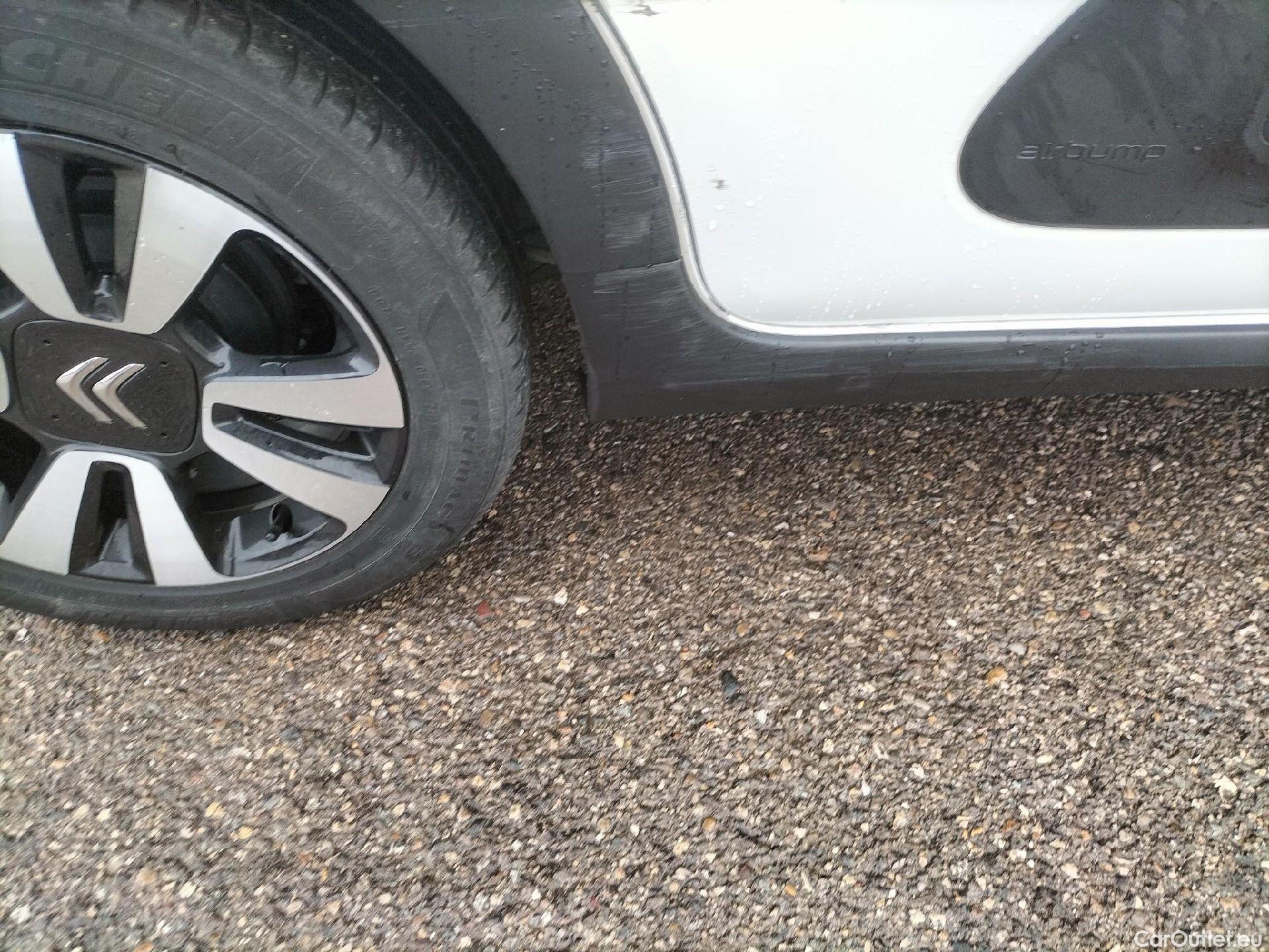  Citroen  C3 CITROEN  / 2016 / 5P / berlina con portón PureTech 60KW (82CV) FEEL (CX) #27