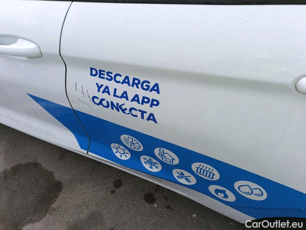  Ford  Fiesta FORD  / 2017 / 5P / berlina con portón 1.0 EcoBoost 70kW (95CV) Trend S/S 5p #15