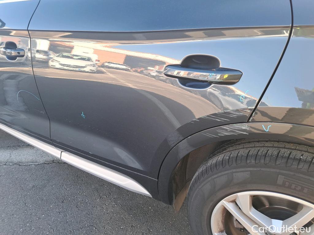  Audi  Q5 AUDI  / 2016 / 5P / todoterreno Design 35 TDI 120kW S tronic (AC) #11