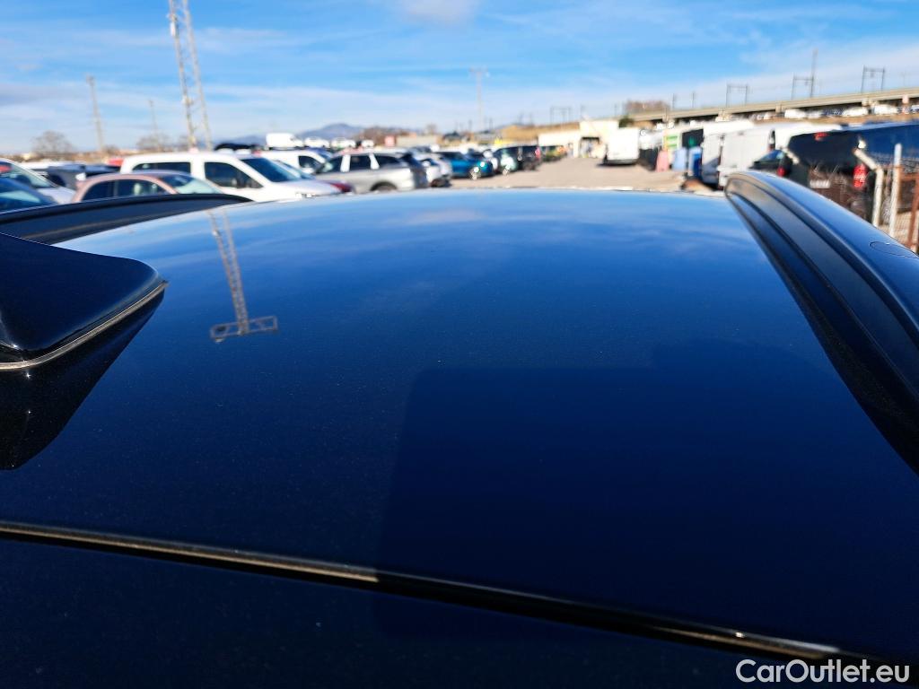  Hyundai  Konna HYUNDAI Kona / 2020 / 5P / todoterreno 1.6 GDI HEV Tecno 2C DCT #3