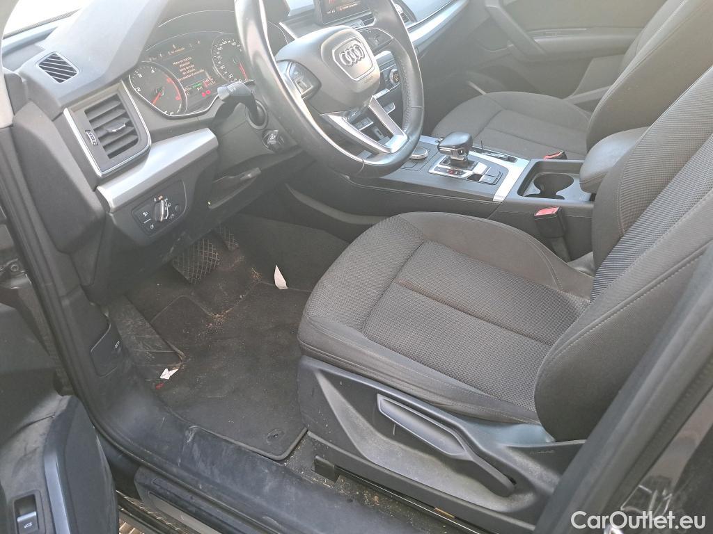  Audi  Q5 AUDI  / 2016 / 5P / todoterreno Design 35 TDI 120kW S tronic (AC) #26