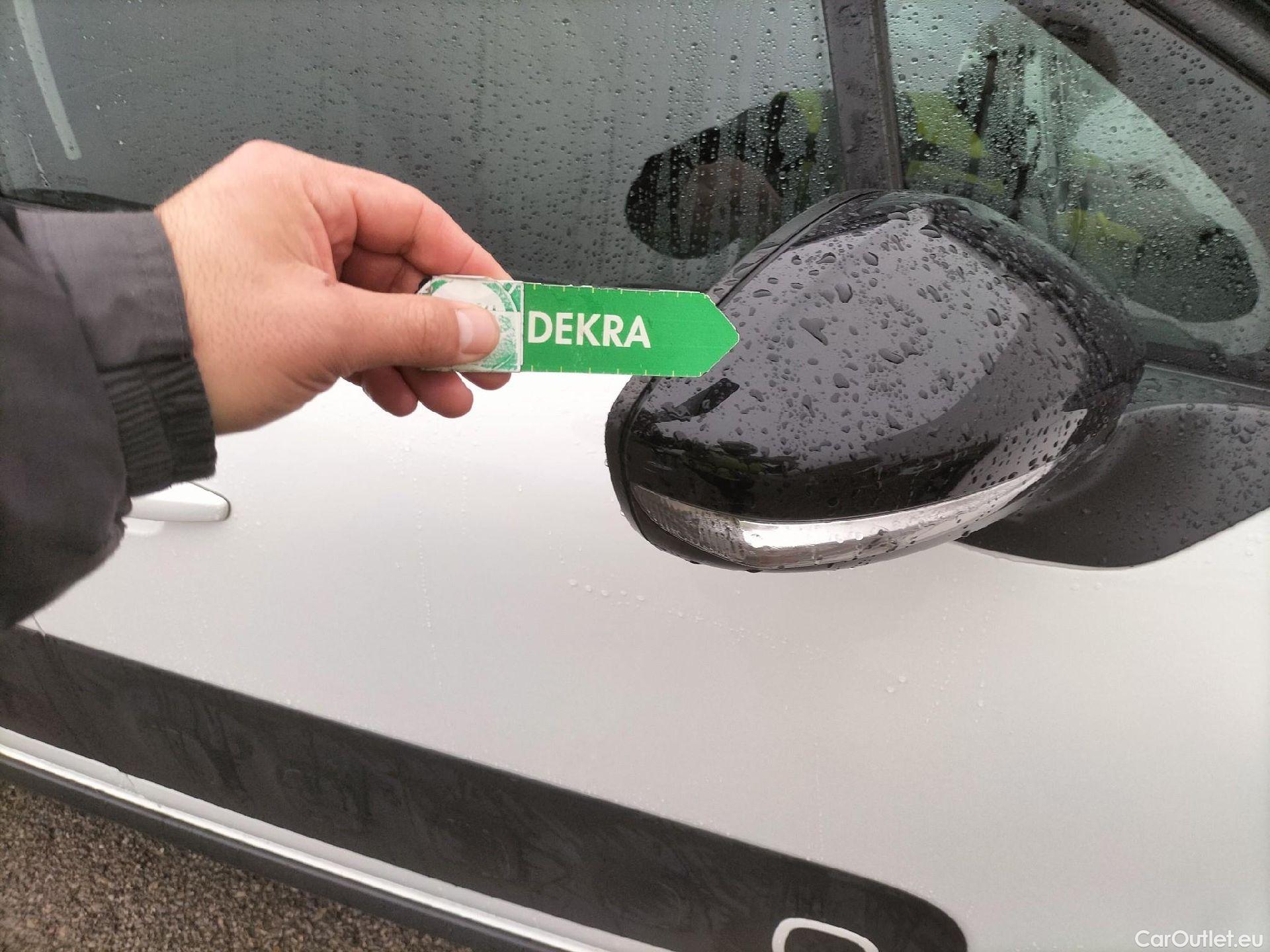  Citroen  C3 CITROEN  / 2016 / 5P / berlina con portón PureTech 60KW (82CV) FEEL (CX) #37