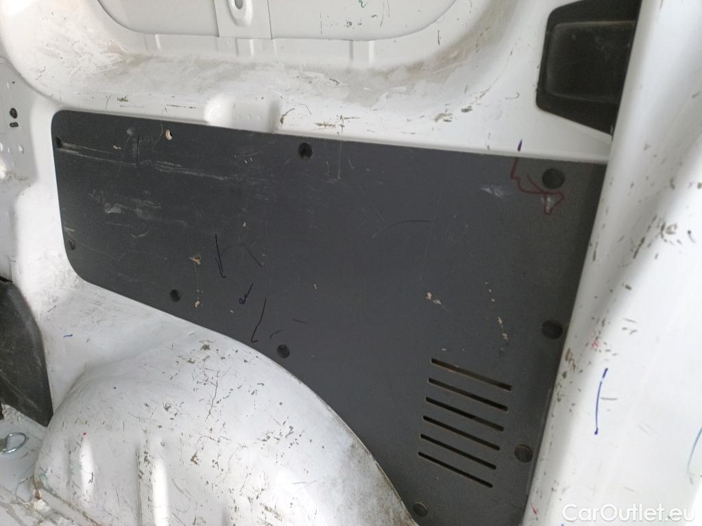  Citroen  Jumpy CITROEN  / 2016 / 4P / furgón Talla M BlueHDi 85KW (115CV) 6v Confort #41