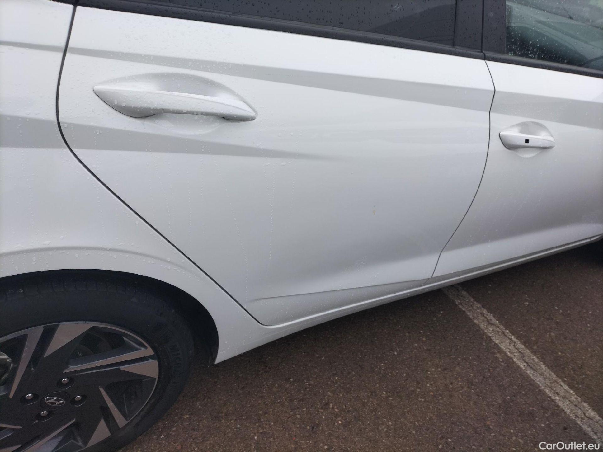  Hyundai  i20 HYUNDAI  / 2020 / 5P / berlina con portón 1.0 TGDI 74kW (100CV) Tecno #18