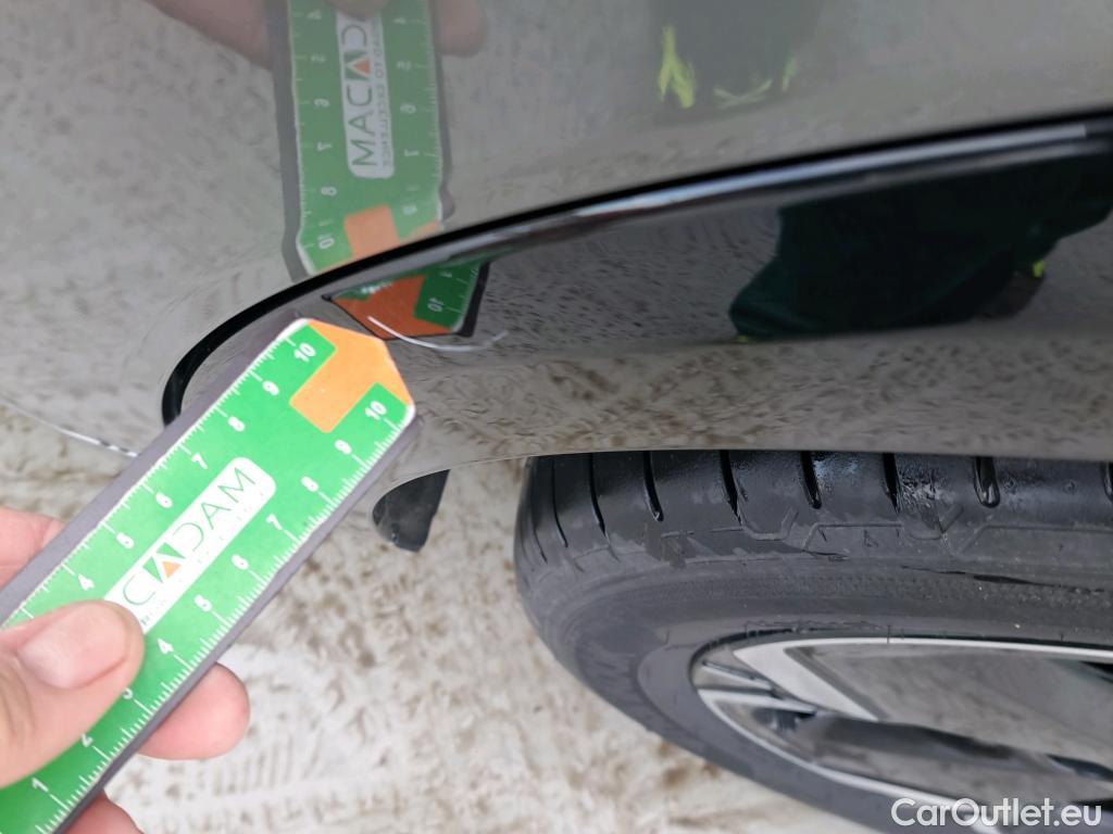  KIA  Niro KIA e- / 2022 / 5P / crossover e- 150kW Emotion (Long Range) #27